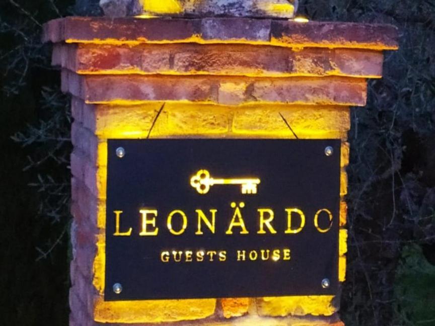 パニカーレLeonaerdo Guests Houseアパートメント エクステリア 写真